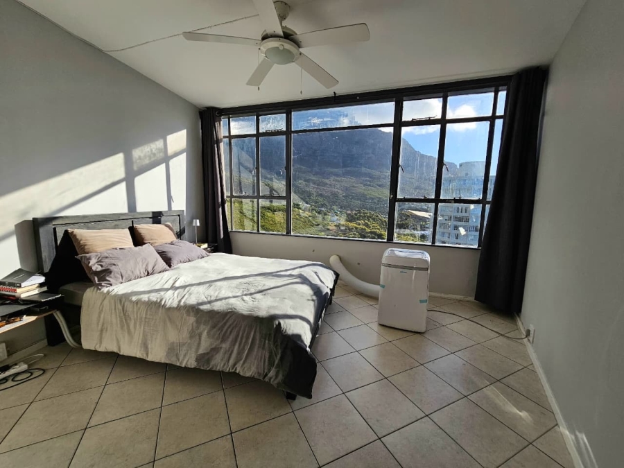 2 Bedroom Property for Sale in Vredehoek Western Cape